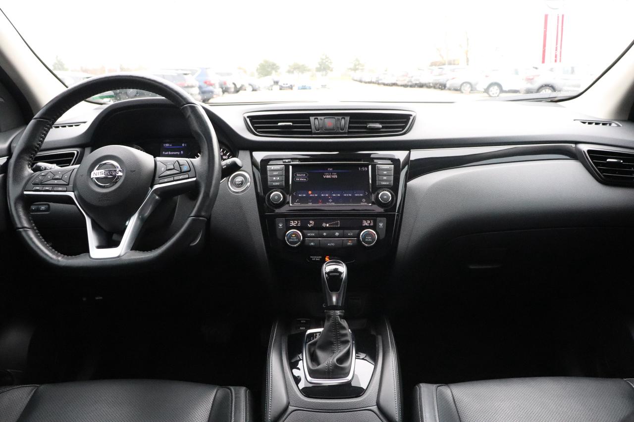 2019 Nissan Qashqai SL AWD NO ACCIDENTS DEALER SERVICED LOW KMS LEATHR Photo