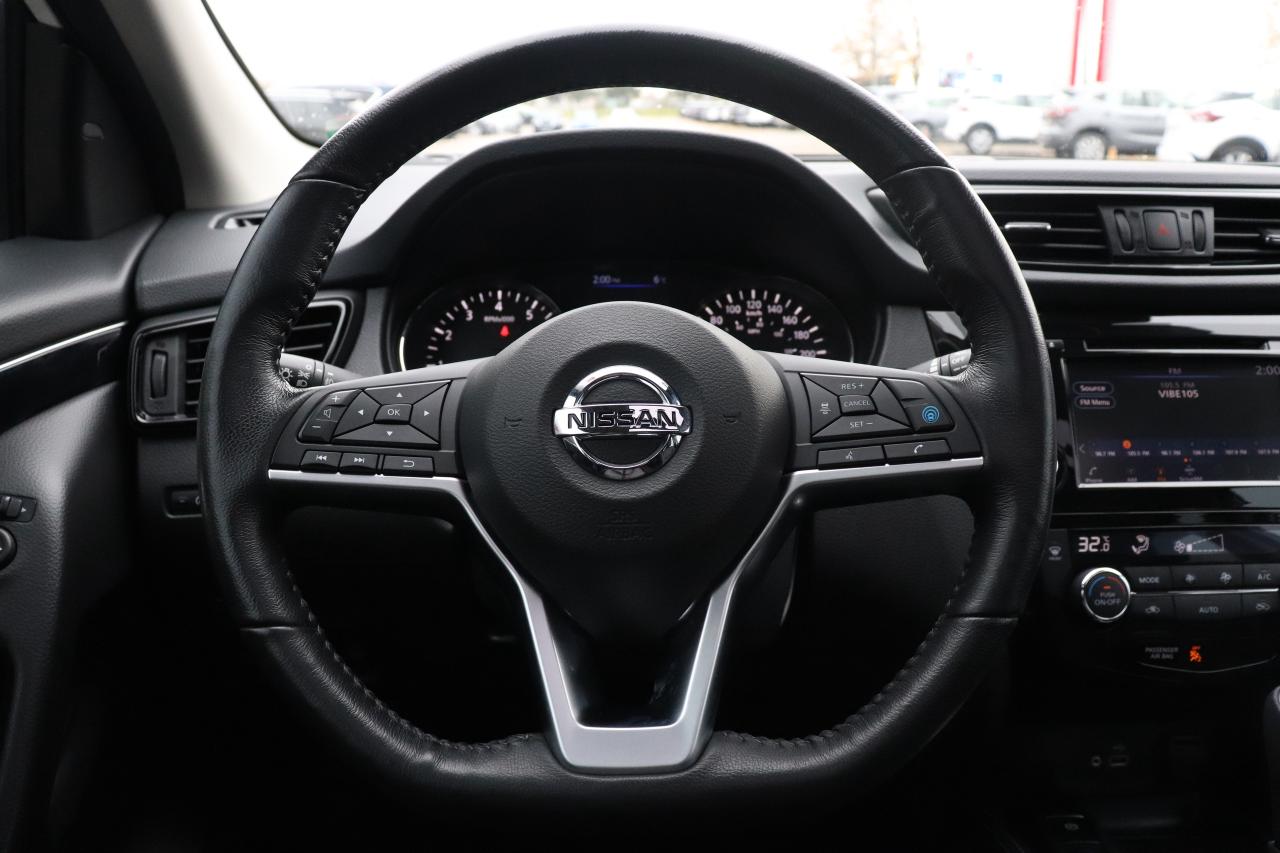 2019 Nissan Qashqai SL AWD NO ACCIDENTS DEALER SERVICED LOW KMS LEATHR Photo