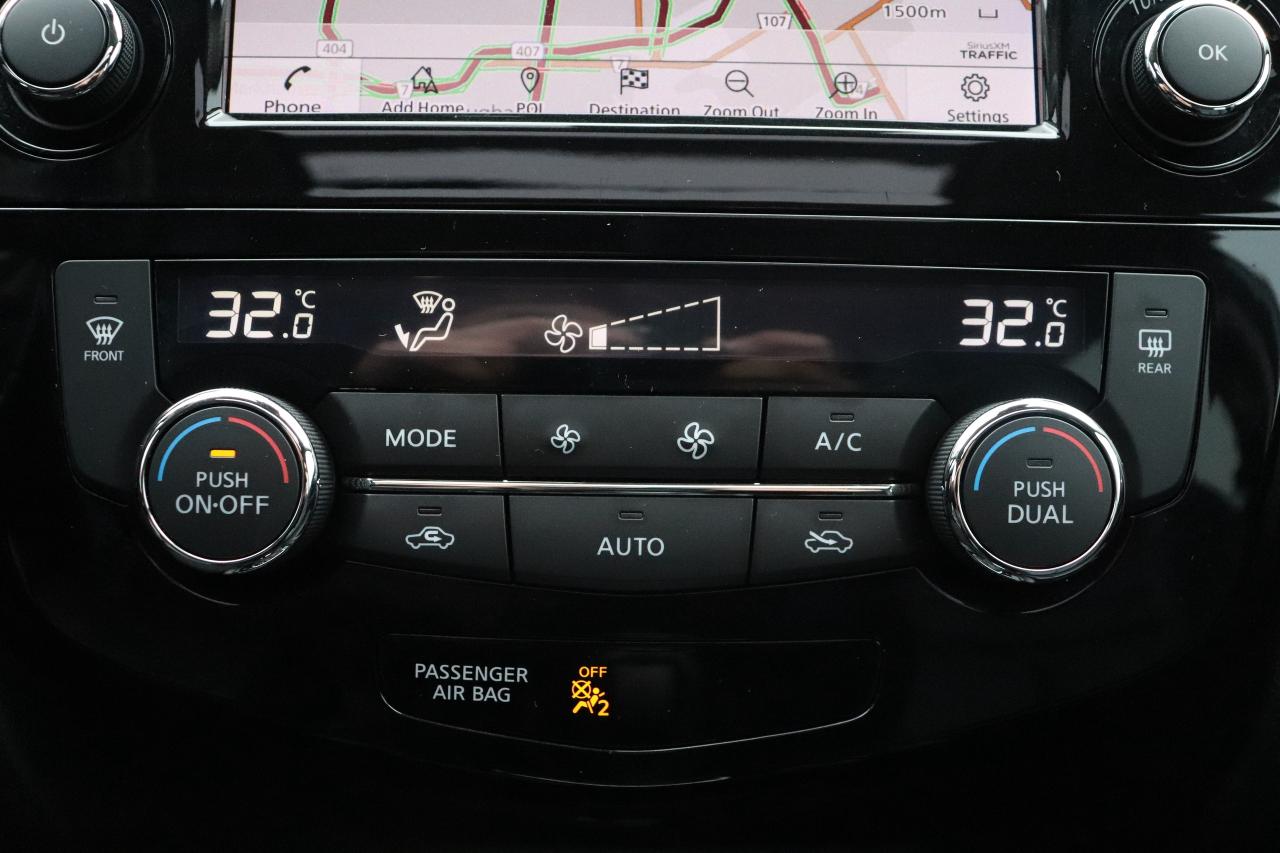 2019 Nissan Qashqai SL AWD NO ACCIDENTS DEALER SERVICED LOW KMS LEATHR Photo