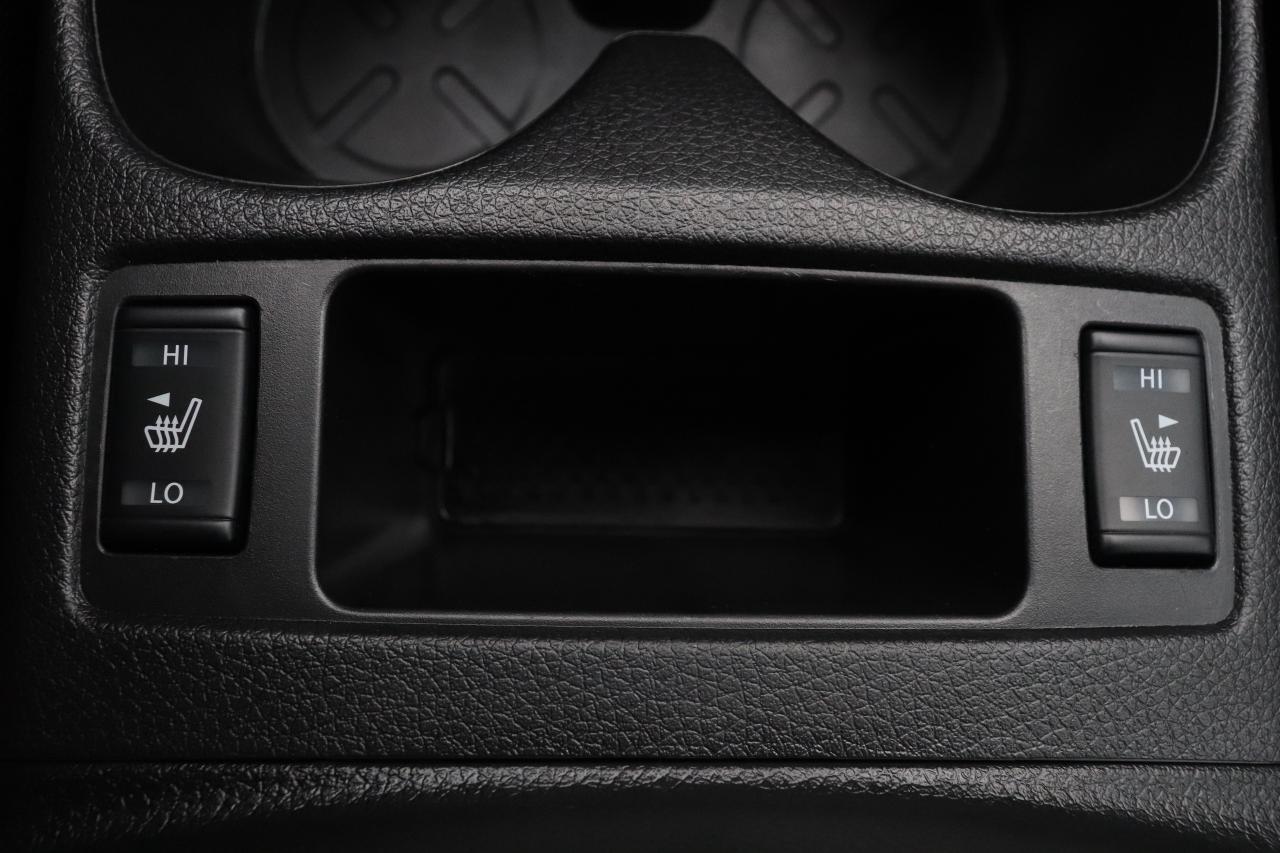 2019 Nissan Qashqai SL AWD NO ACCIDENTS DEALER SERVICED LOW KMS LEATHR Photo