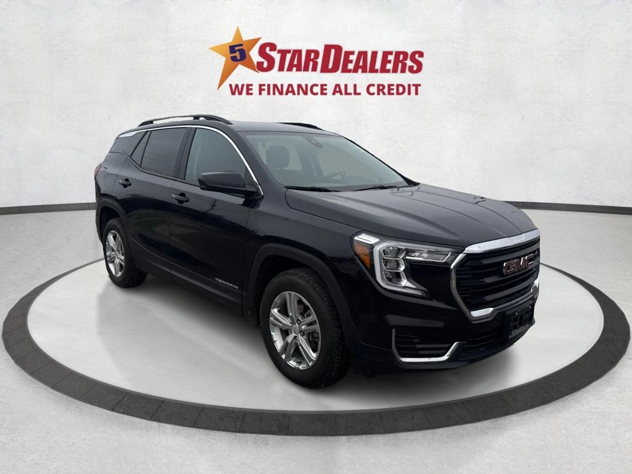 2024 GMC Terrain AWD HEATED SEATS REMOTE START WE FINANCE ALL CREDT Photo0