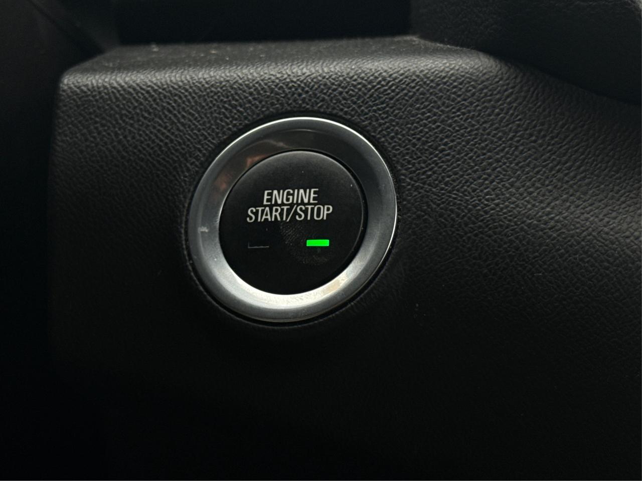 2024 GMC Terrain AWD HEATED SEATS REMOTE START WE FINANCE ALL CREDT Photo