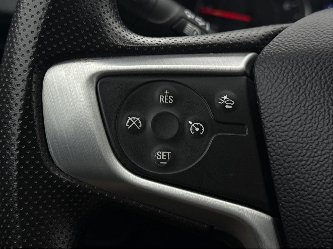 2024 GMC Terrain AWD HEATED SEATS REMOTE START WE FINANCE ALL CREDT Photo