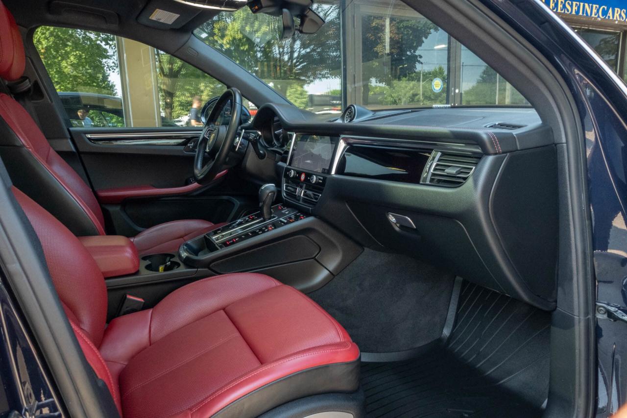 2022 Porsche Macan S   CarFax Clean Photo