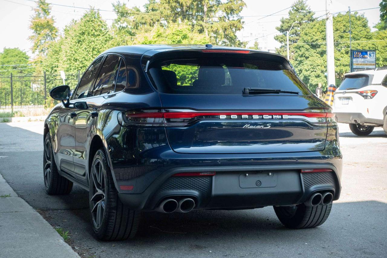 2022 Porsche Macan S   CarFax Clean Photo3