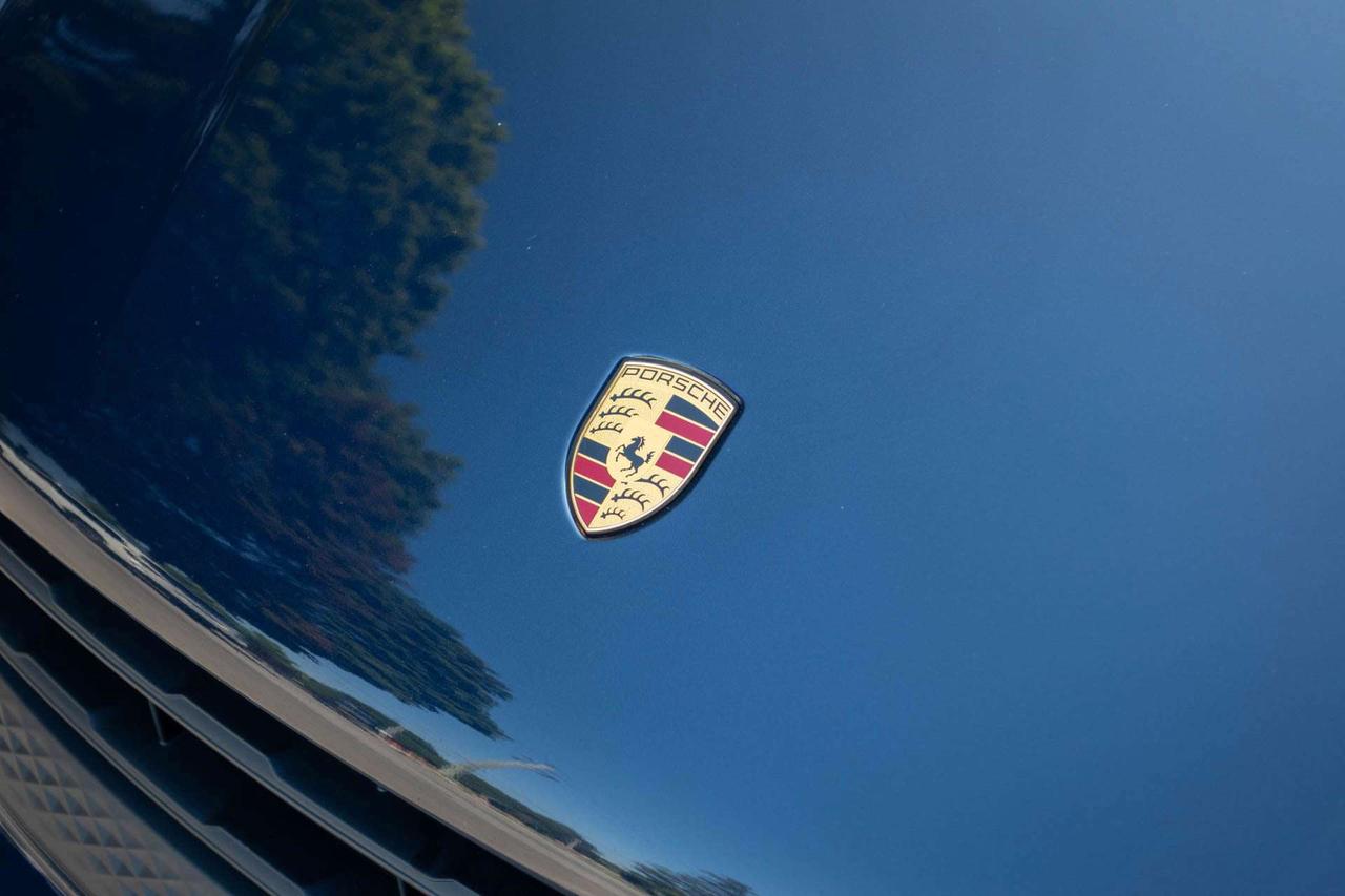 2022 Porsche Macan S   CarFax Clean Photo