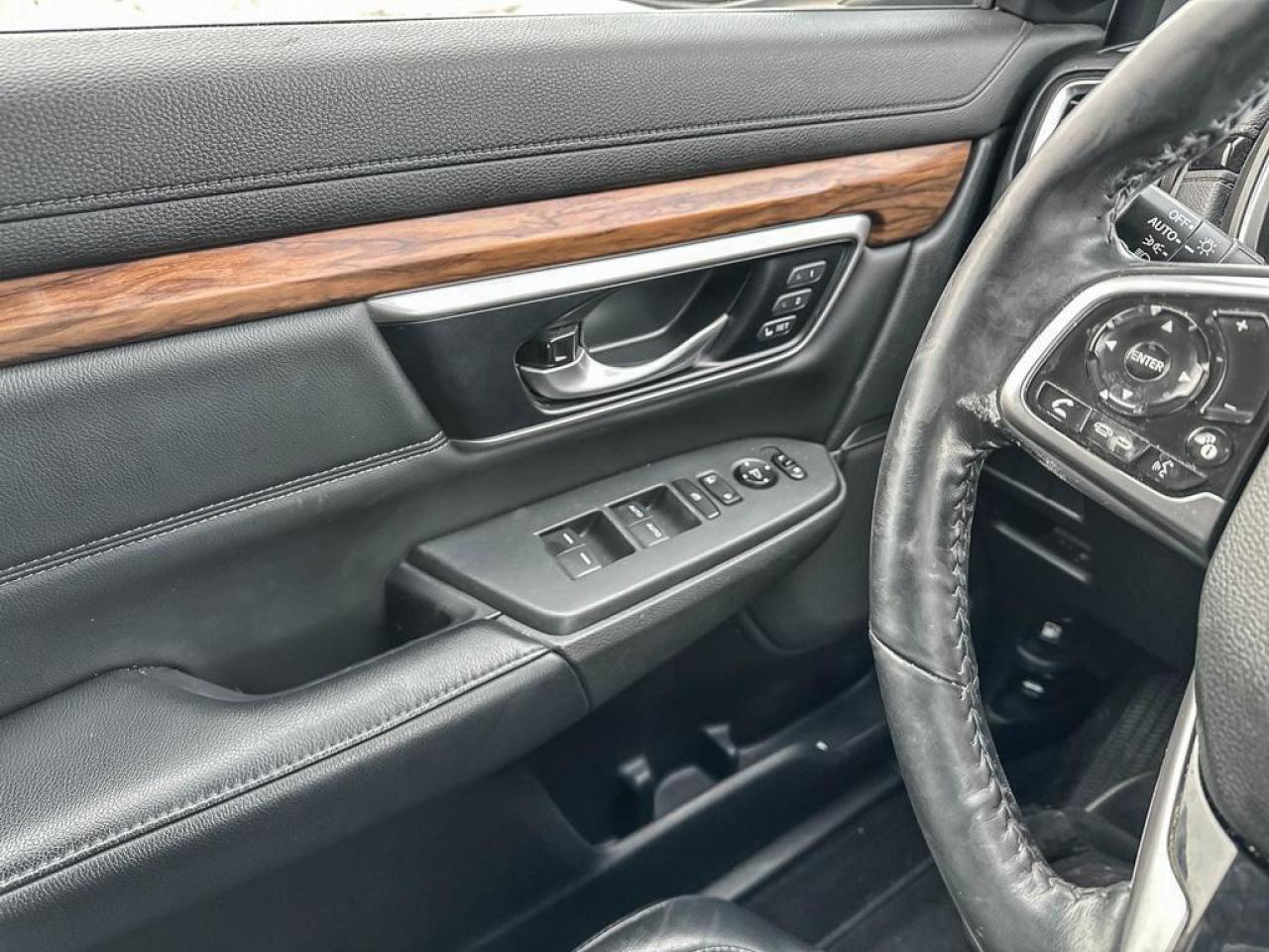 2020 Honda CR-V Touring Photo