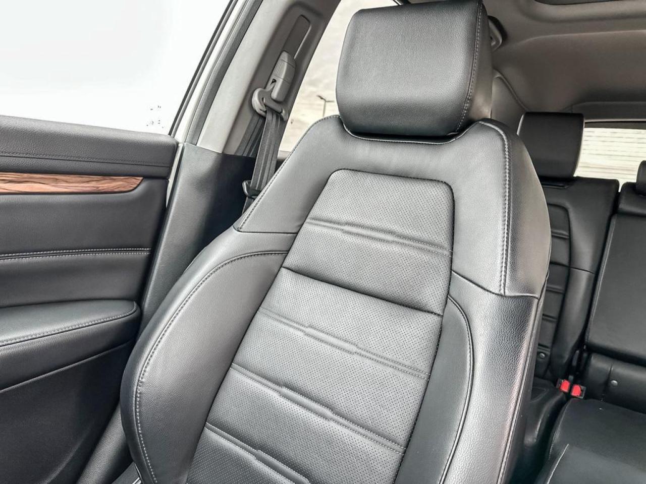 2020 Honda CR-V Touring Photo