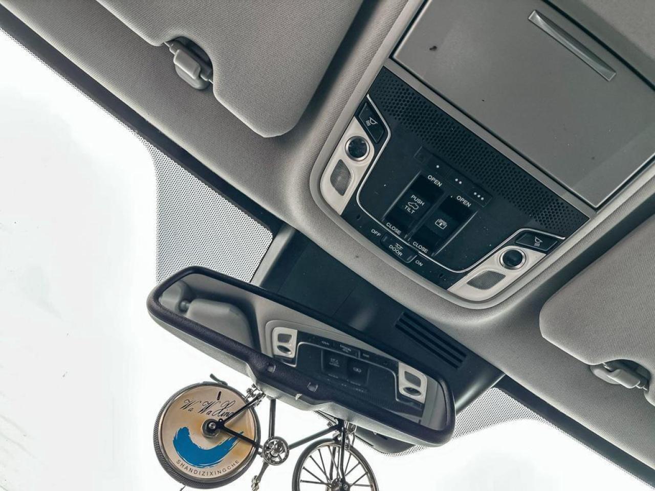 2020 Honda CR-V Touring Photo