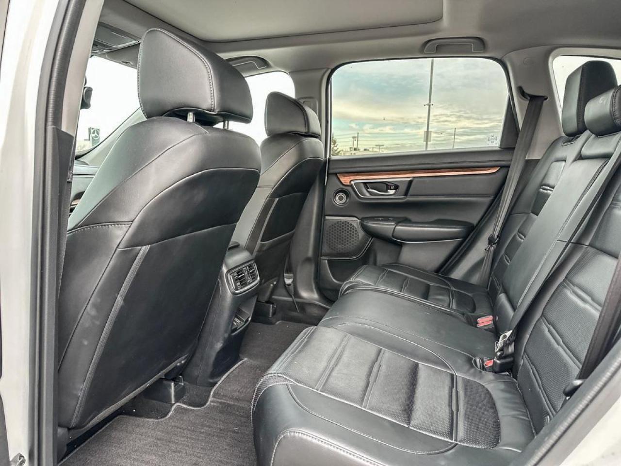 2020 Honda CR-V Touring Photo