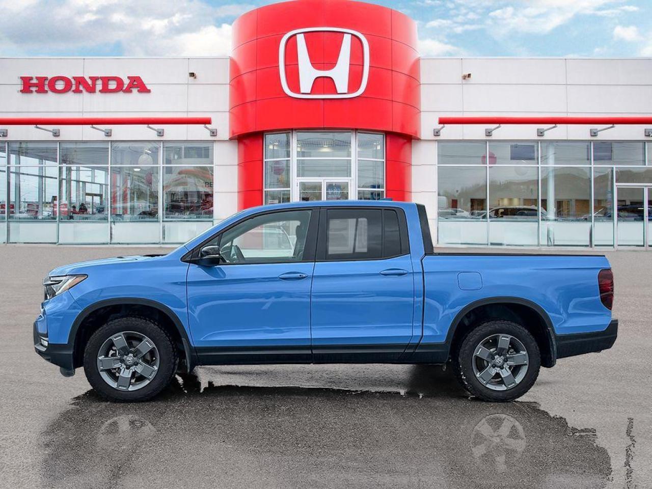 2025 Honda Ridgeline TrailSport Photo2