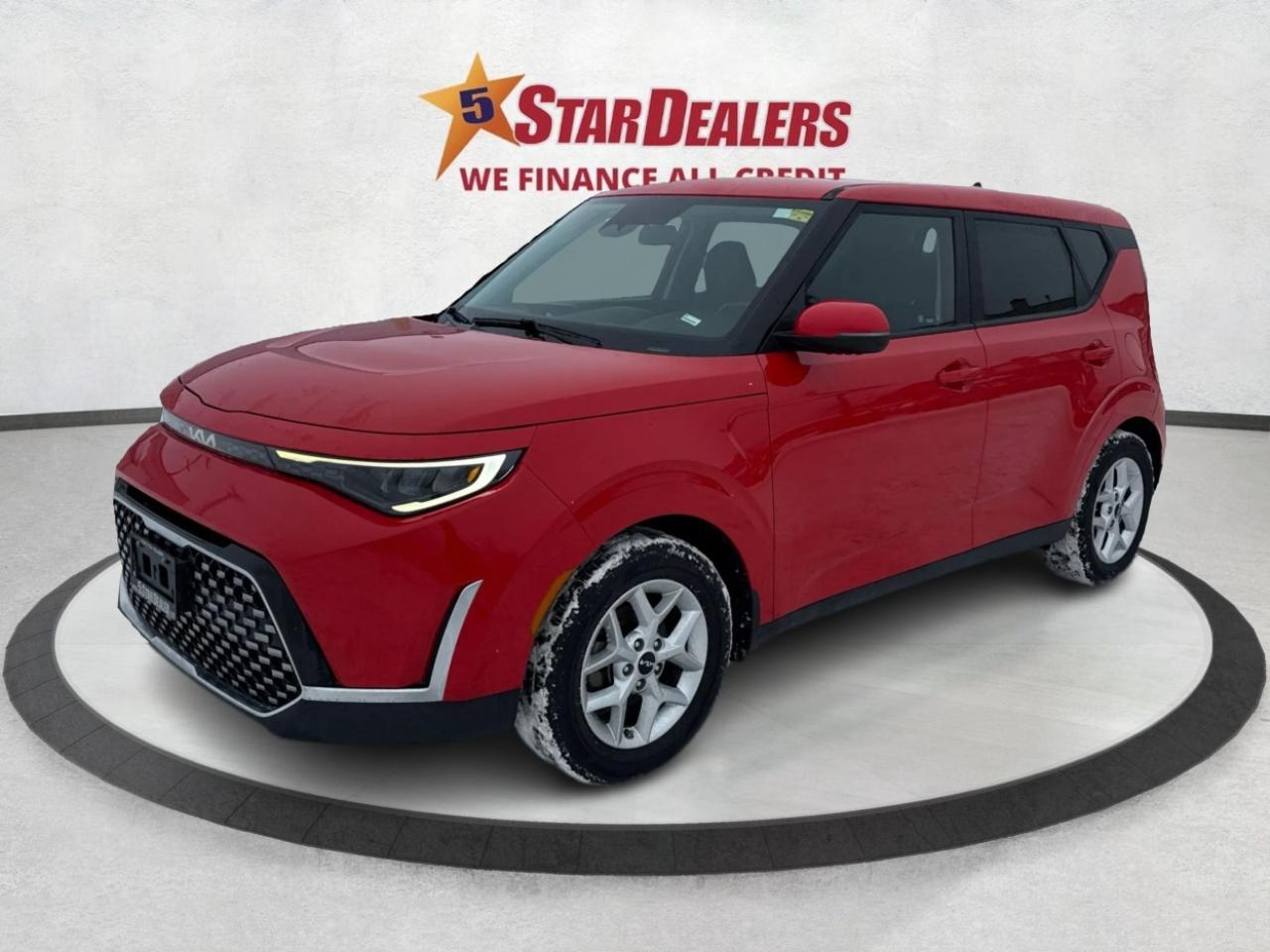 2023 Kia Soul EX HEATED SEATS CLEAN! WE FINANCE ALL CREDIT! Photo2