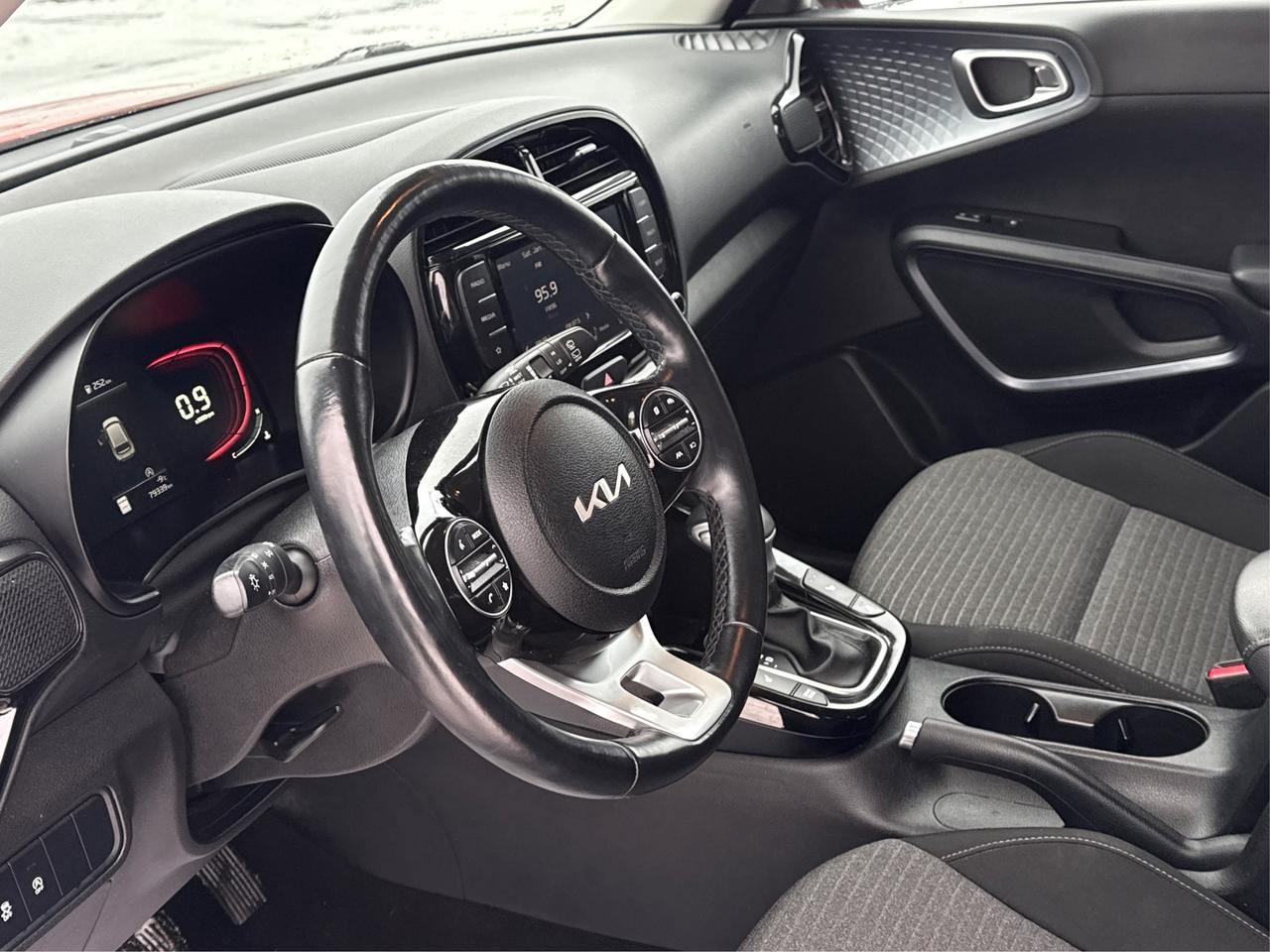 2023 Kia Soul EX HEATED SEATS CLEAN! WE FINANCE ALL CREDIT! Photo