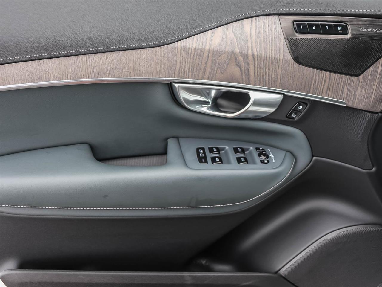 2024 Volvo XC90 ULTIMATE  1 OWNER   LOWEST PRICE IN SOUTHERN ONTAR Photo