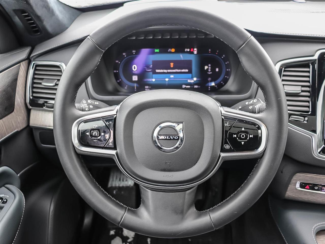 2024 Volvo XC90 ULTIMATE  1 OWNER   LOWEST PRICE IN SOUTHERN ONTAR Photo