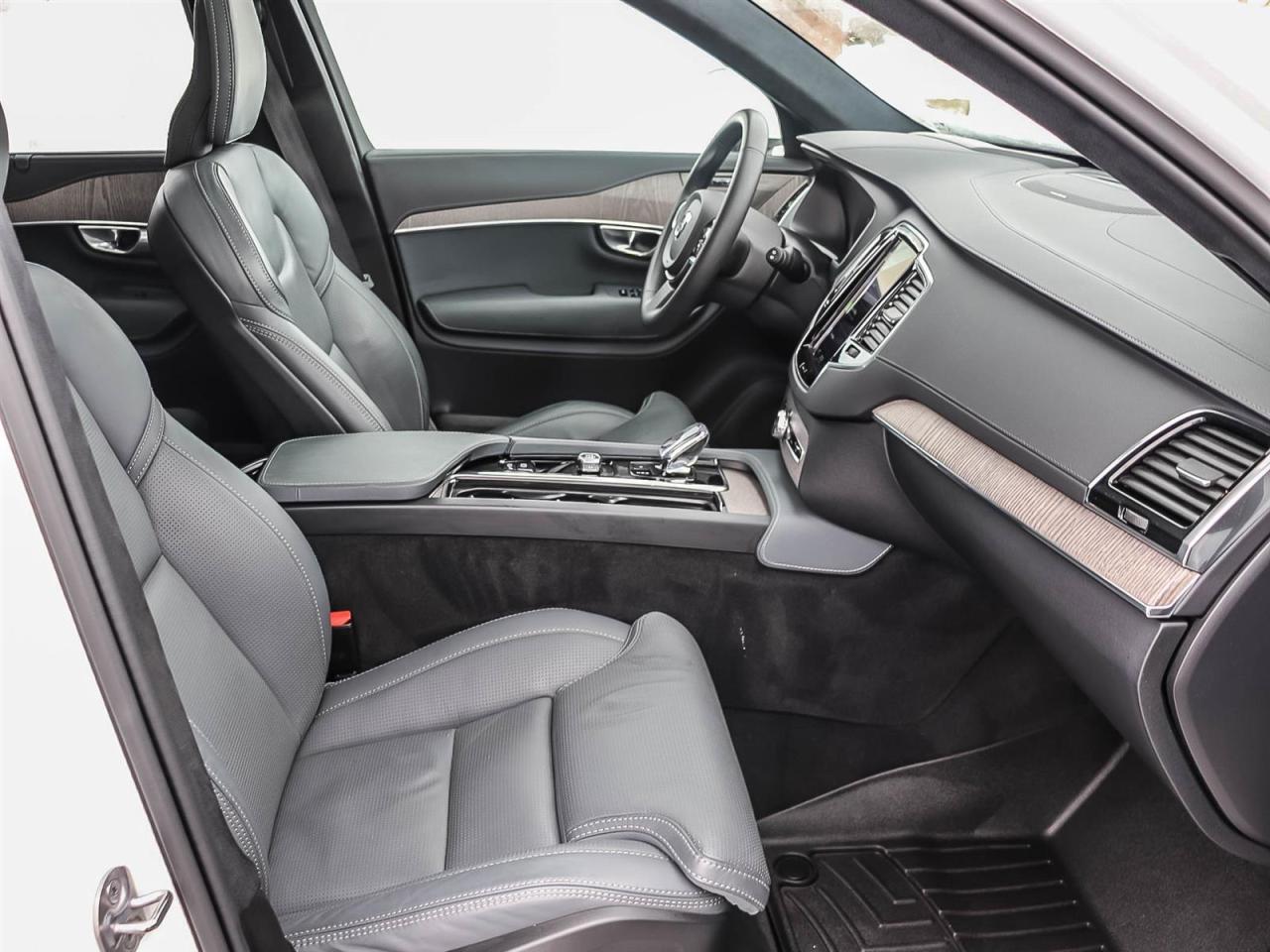 2024 Volvo XC90 ULTIMATE  1 OWNER   LOWEST PRICE IN SOUTHERN ONTAR Photo