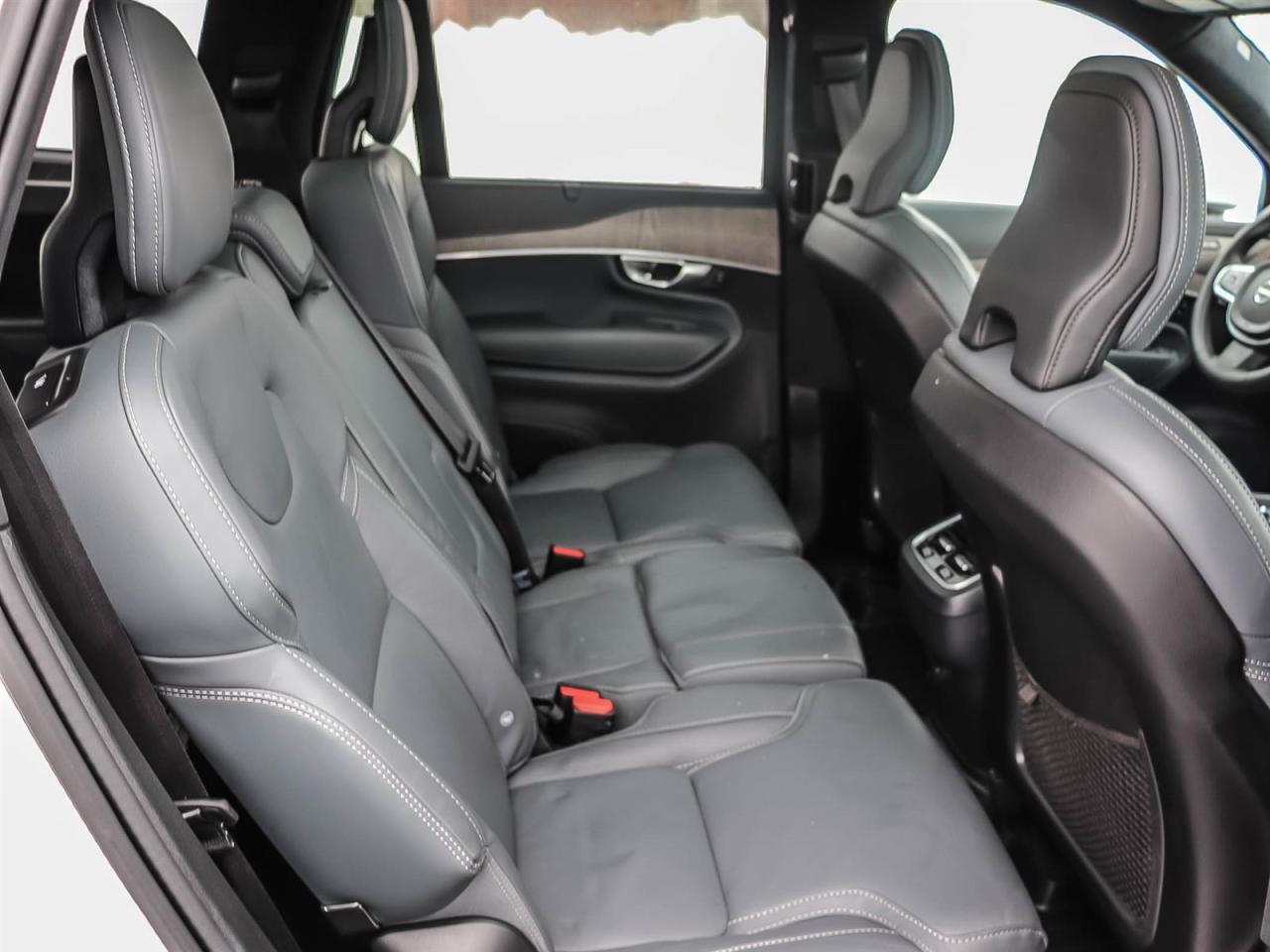 2024 Volvo XC90 ULTIMATE  1 OWNER   LOWEST PRICE IN SOUTHERN ONTAR Photo