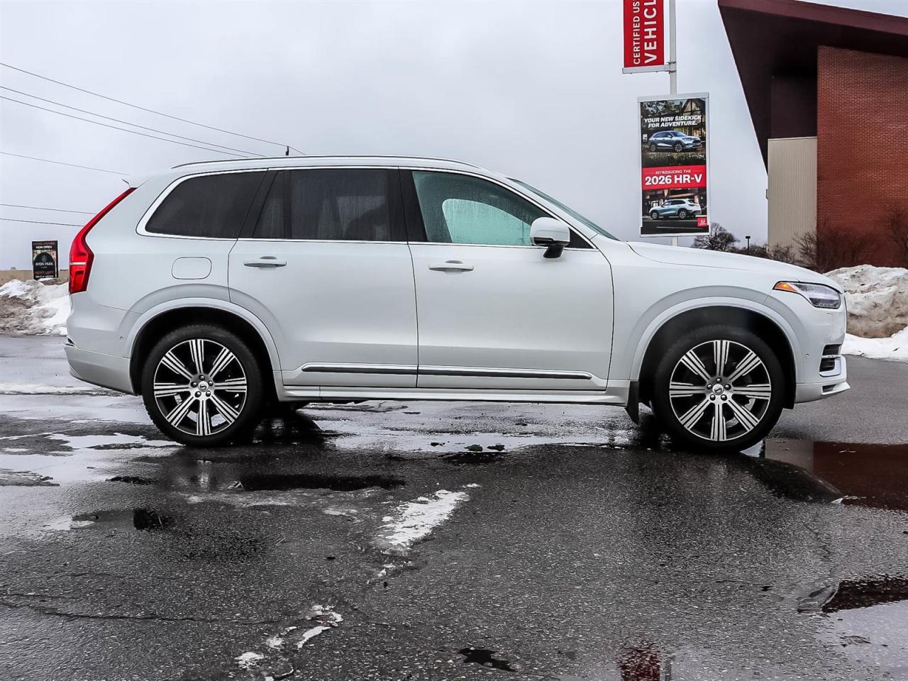 2024 Volvo XC90 ULTIMATE  1 OWNER   LOWEST PRICE IN SOUTHERN ONTAR Photo2