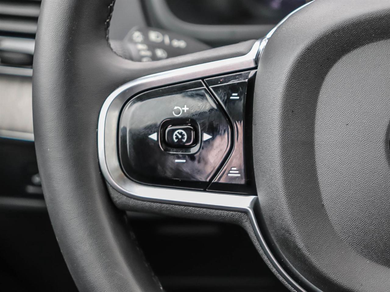 2024 Volvo XC90 ULTIMATE  1 OWNER   LOWEST PRICE IN SOUTHERN ONTAR Photo