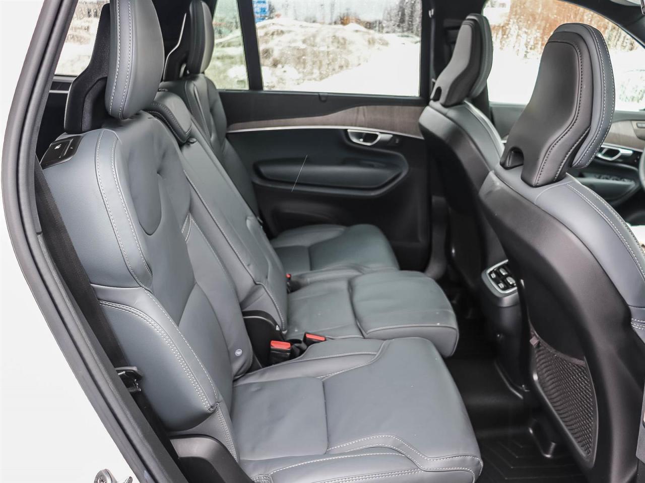 2024 Volvo XC90 ULTIMATE  1 OWNER   LOWEST PRICE IN SOUTHERN ONTAR Photo