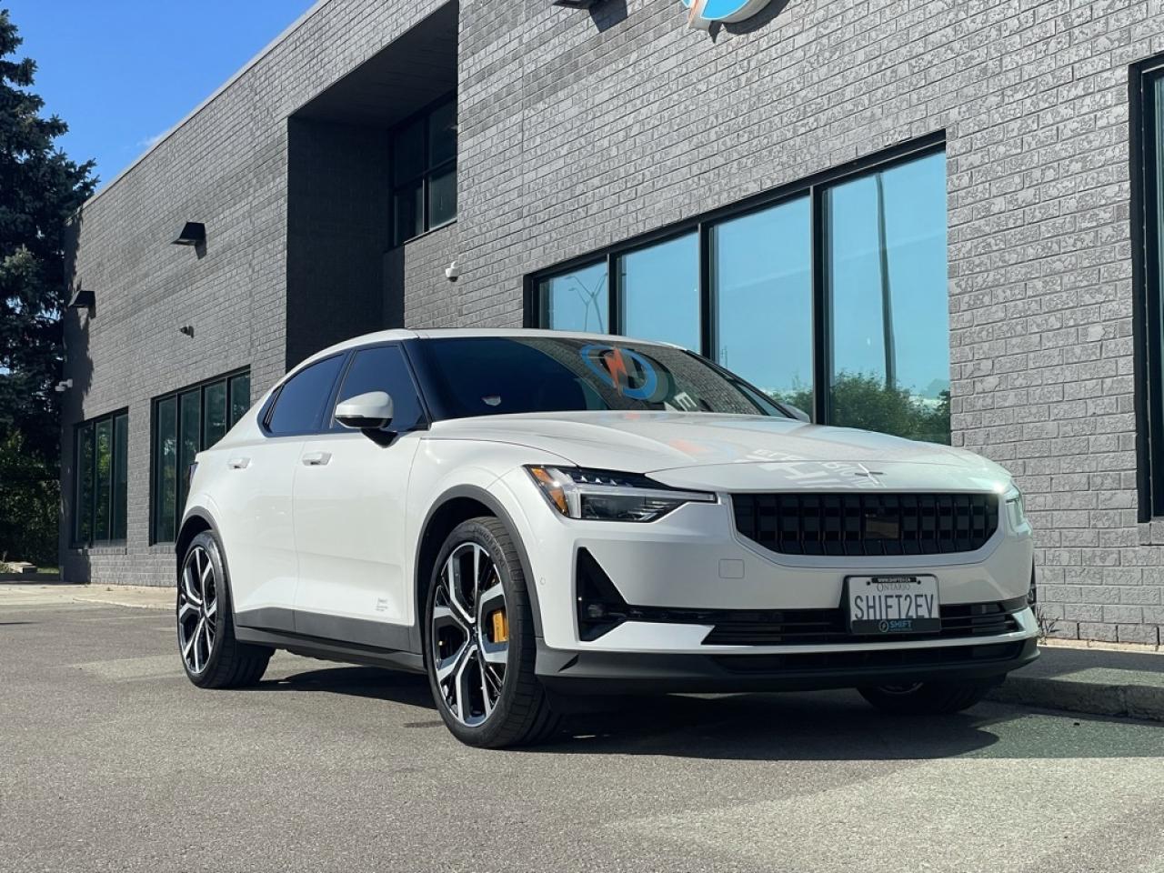 2022 Polestar 2 LR AWD   2x Wheel PKG   PLUS   PILOT   PERF.   TOW Photo