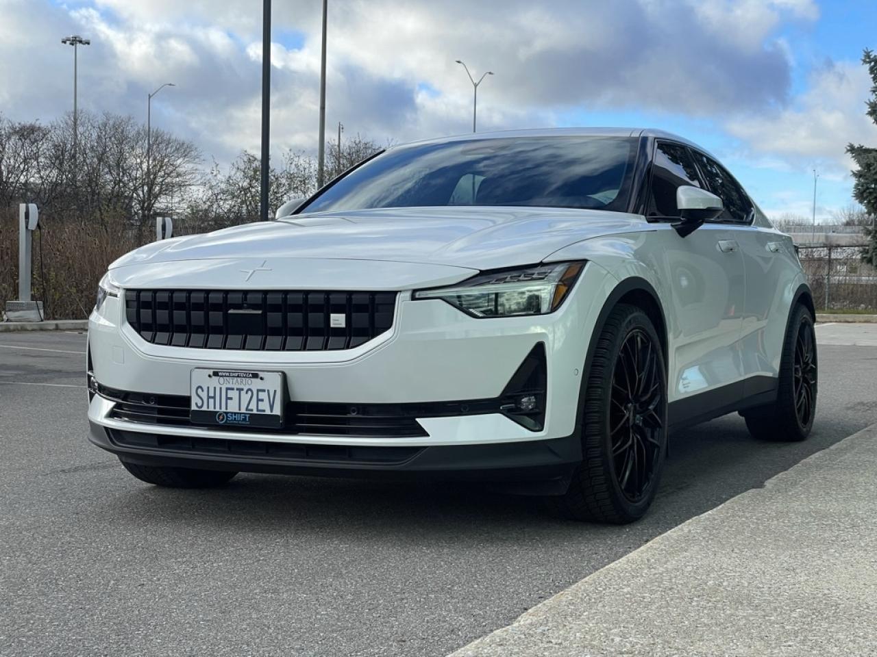 2022 Polestar 2 LR AWD   2x Wheel PKG   PLUS   PILOT   PERF.   TOW Photo