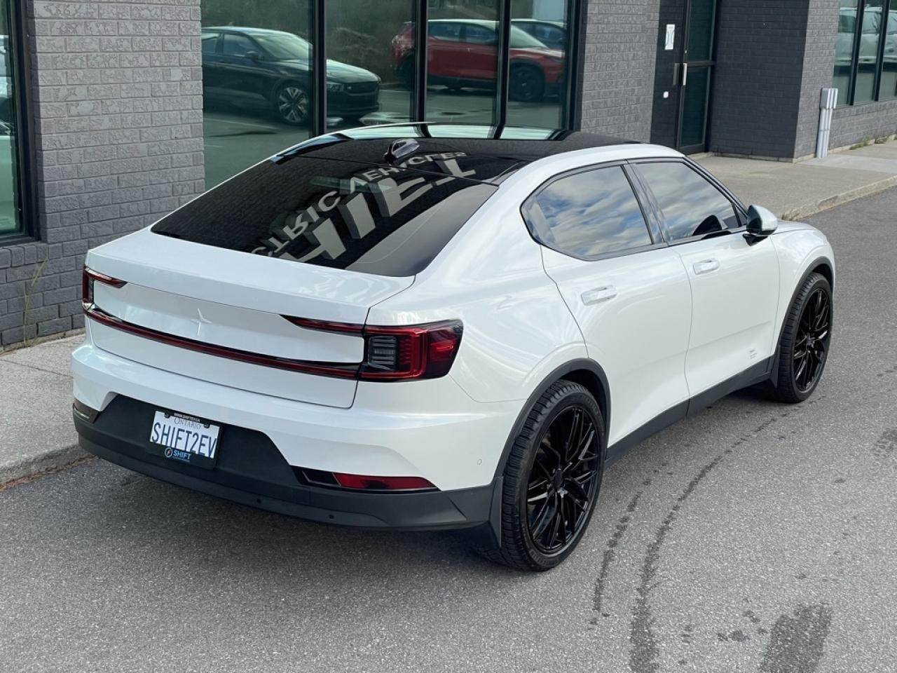 2022 Polestar 2 LR AWD   2x Wheel PKG   PLUS   PILOT   PERF.   TOW Photo