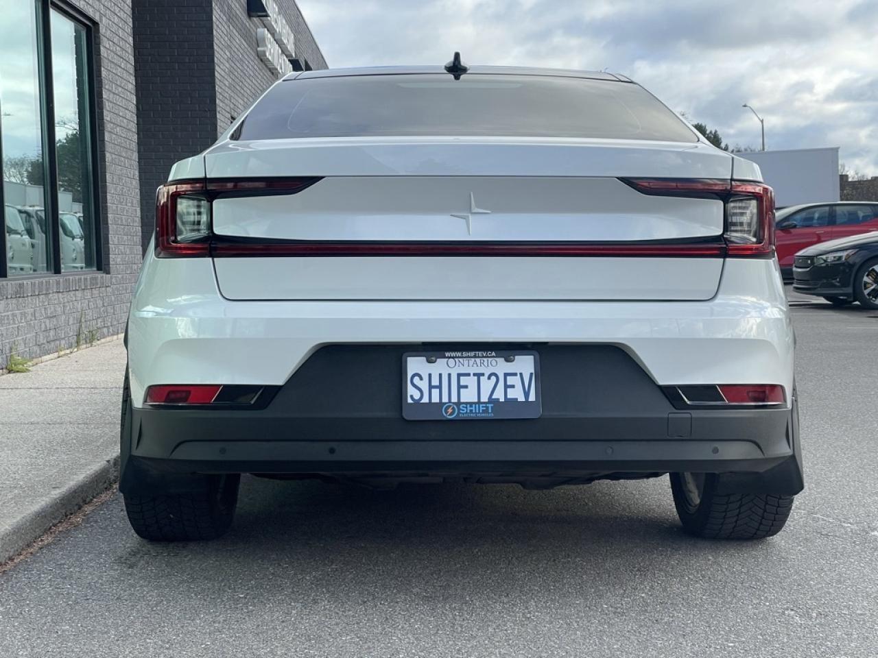 2022 Polestar 2 LR AWD   2x Wheel PKG   PLUS   PILOT   PERF.   TOW Photo