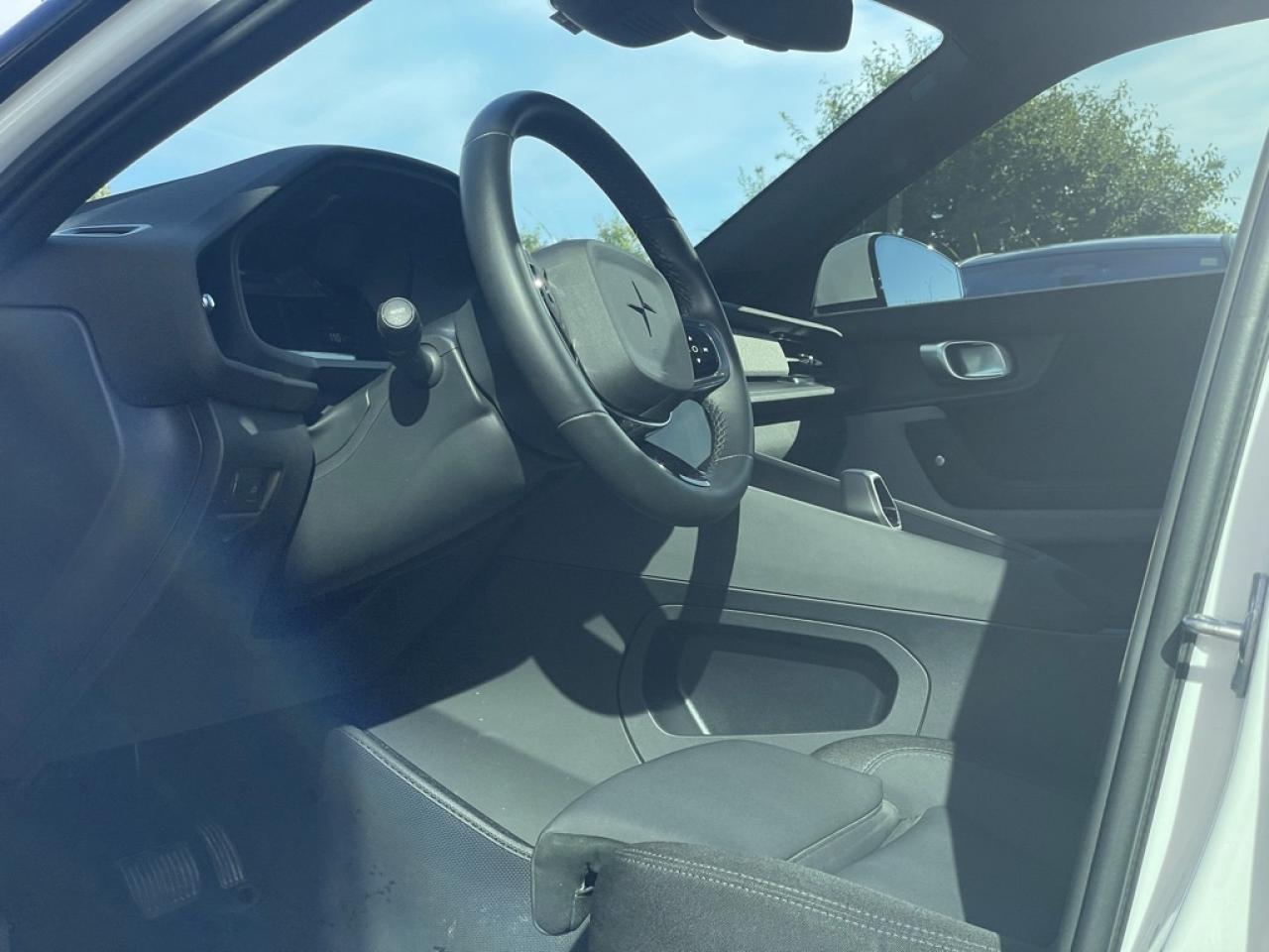 2022 Polestar 2 LR AWD   2x Wheel PKG   PLUS   PILOT   PERF.   TOW Photo