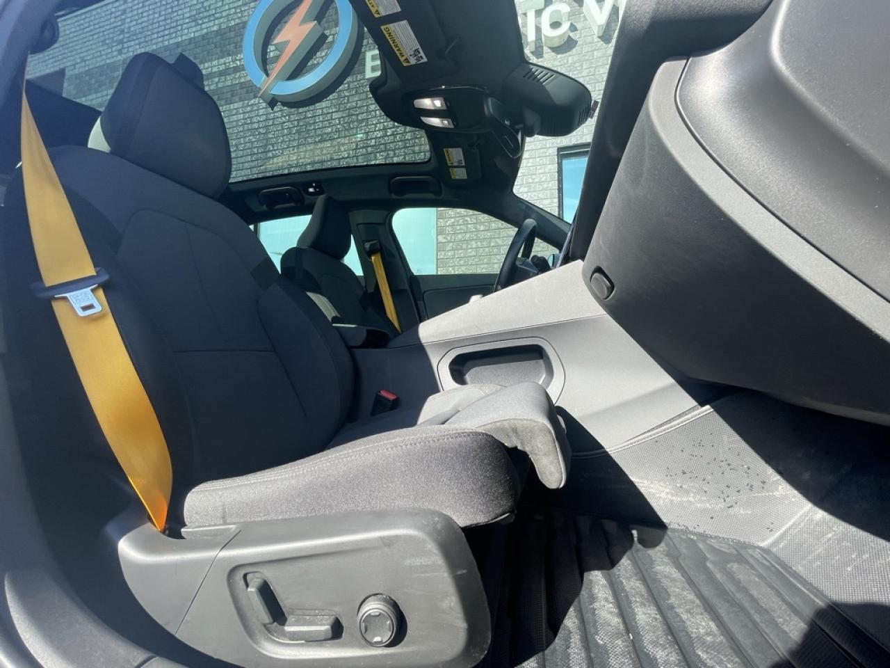 2022 Polestar 2 LR AWD   2x Wheel PKG   PLUS   PILOT   PERF.   TOW Photo