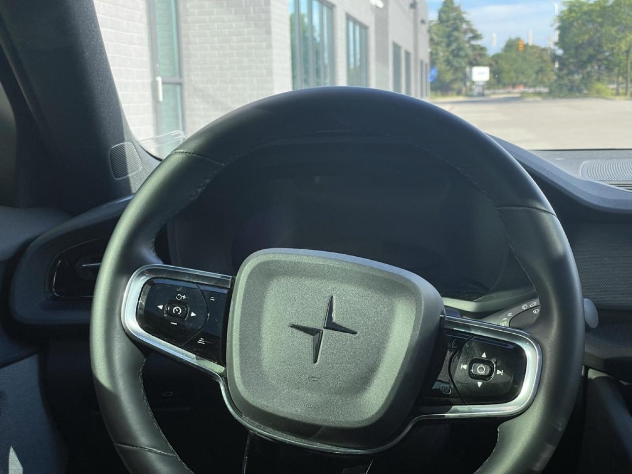 2022 Polestar 2 LR AWD   2x Wheel PKG   PLUS   PILOT   PERF.   TOW Photo