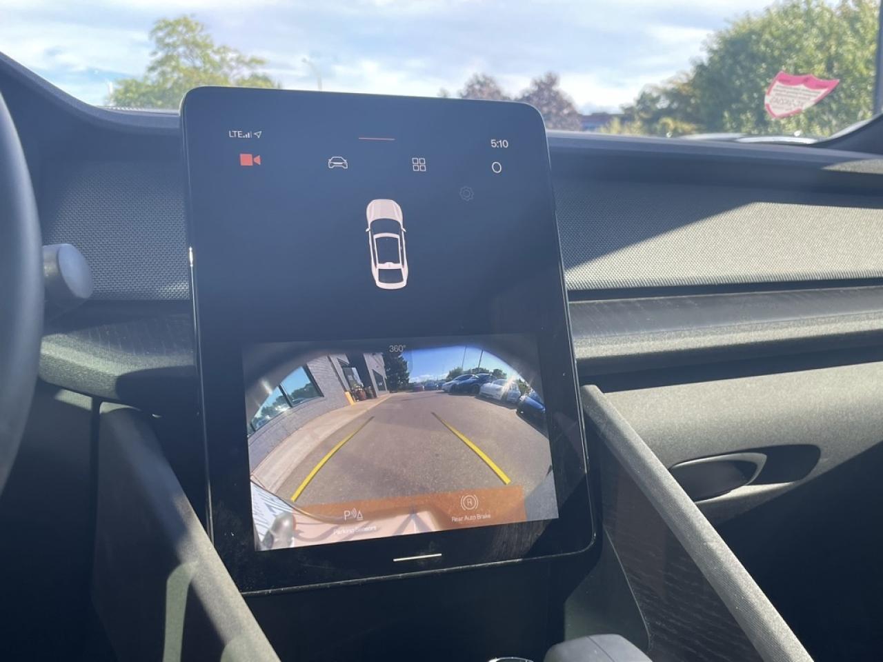 2022 Polestar 2 LR AWD   2x Wheel PKG   PLUS   PILOT   PERF.   TOW Photo