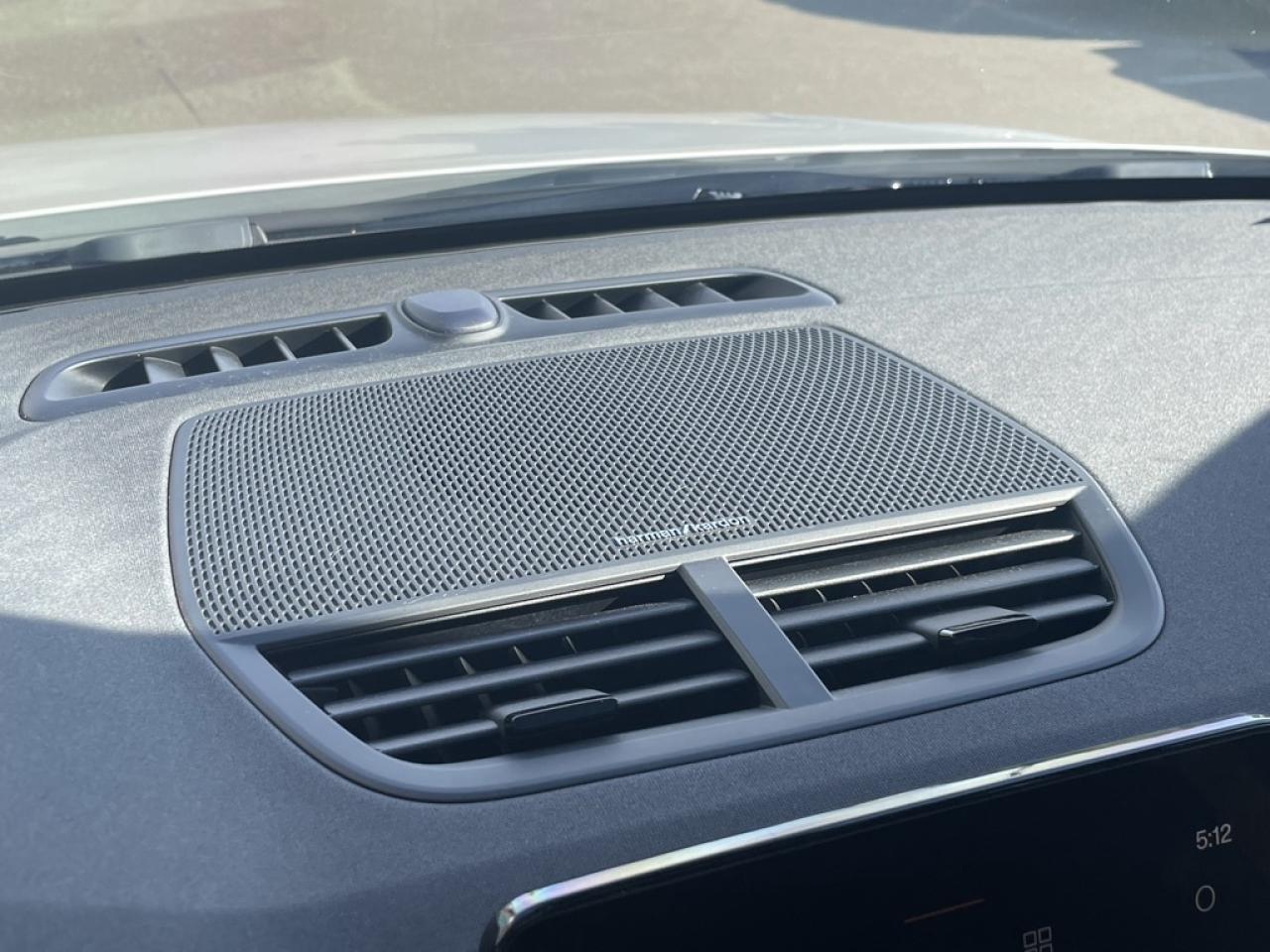 2022 Polestar 2 LR AWD   2x Wheel PKG   PLUS   PILOT   PERF.   TOW Photo