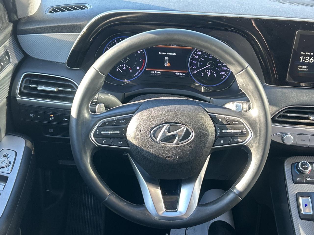 2022 Hyundai PALISADE Luxury 8-Passenger AWD   Starting from 5.29% OAC Photo