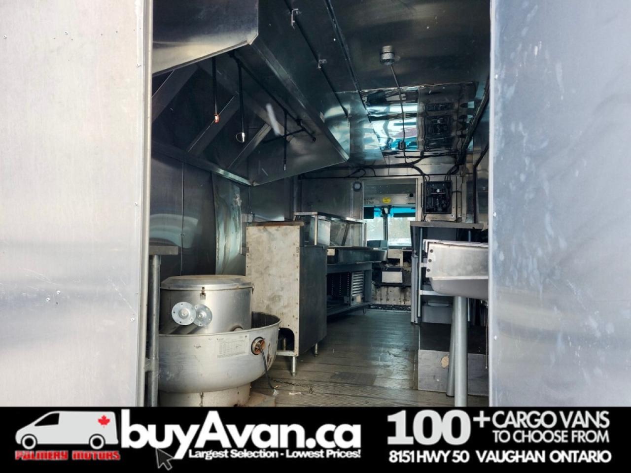 2017 Ford E-450 Morgan Olson 18FT Step Van FOOD TRUCK Photo