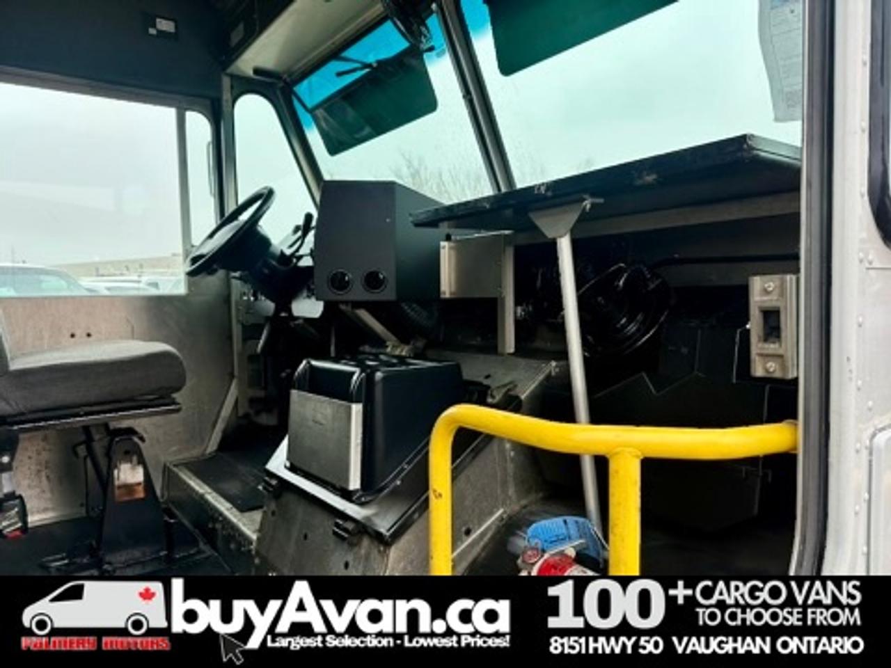 2017 Ford E-450 Morgan Olson 18FT Step Van FOOD TRUCK Photo