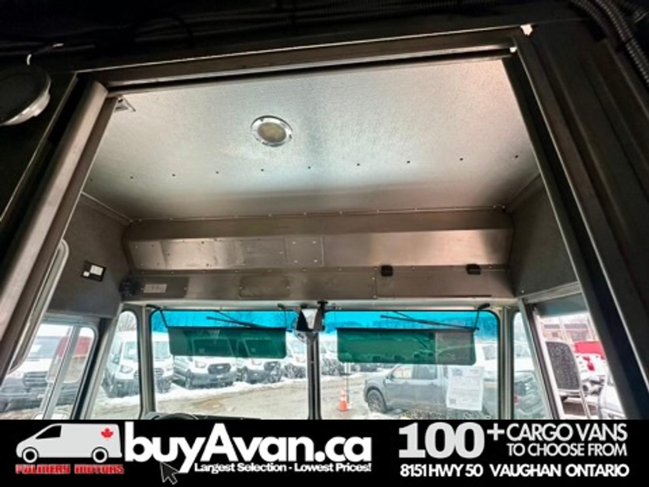 2017 Ford E-450 Morgan Olson 18FT Step Van FOOD TRUCK Photo