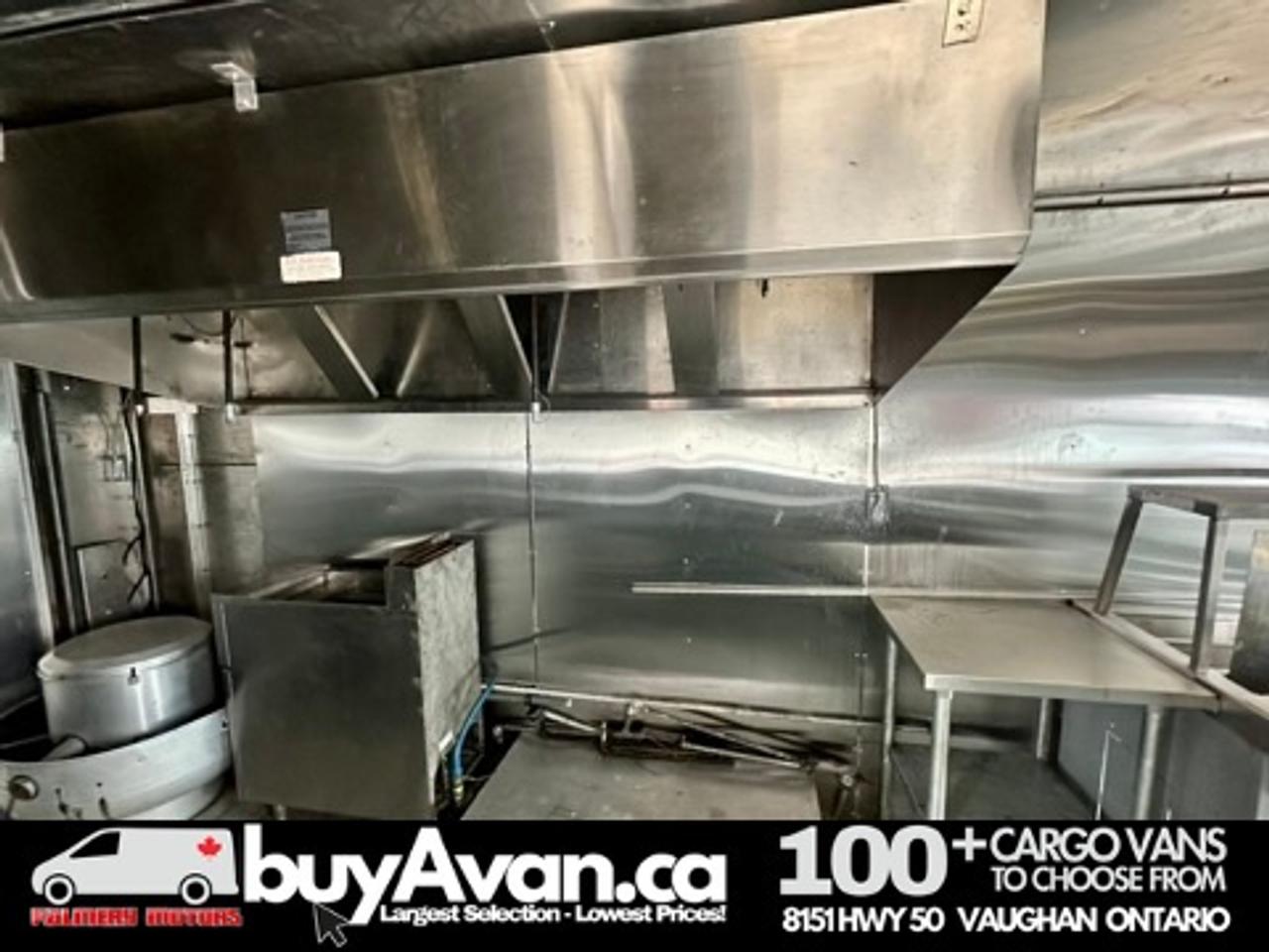 2017 Ford E-450 Morgan Olson 18FT Step Van FOOD TRUCK Photo