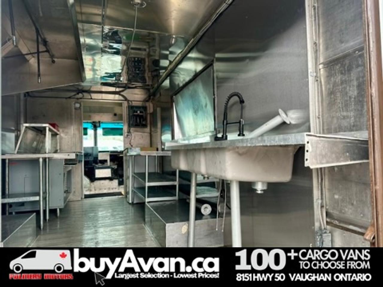 2017 Ford E-450 Morgan Olson 18FT Step Van FOOD TRUCK Photo