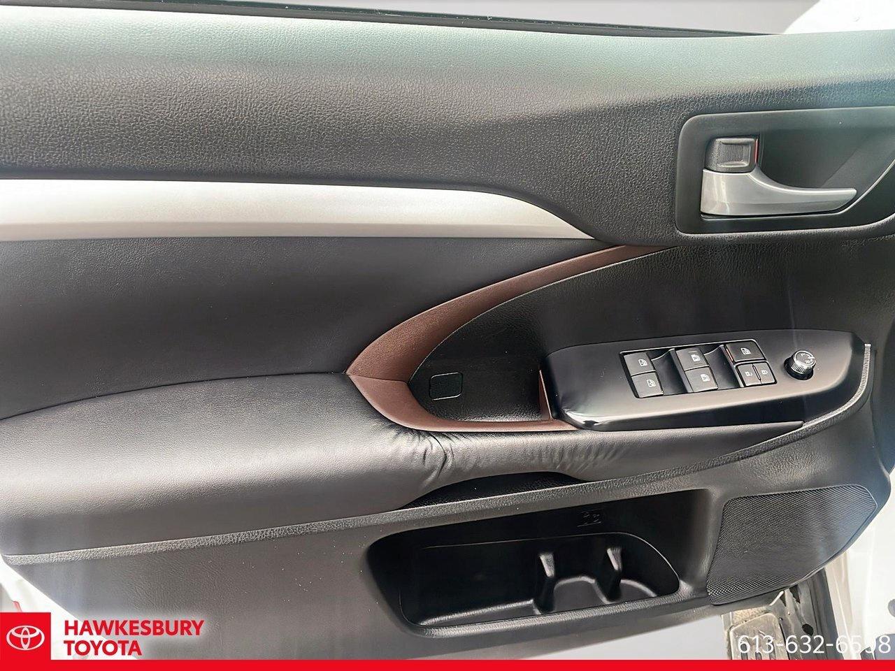 2015 Toyota Highlander XLE 2015 Toyota Highlander XLE / Toyota Highlander Photo