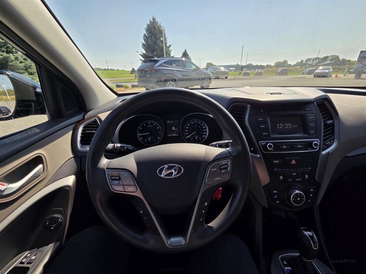 2017 Hyundai Santa Fe Sport FWD 2.4L Photo