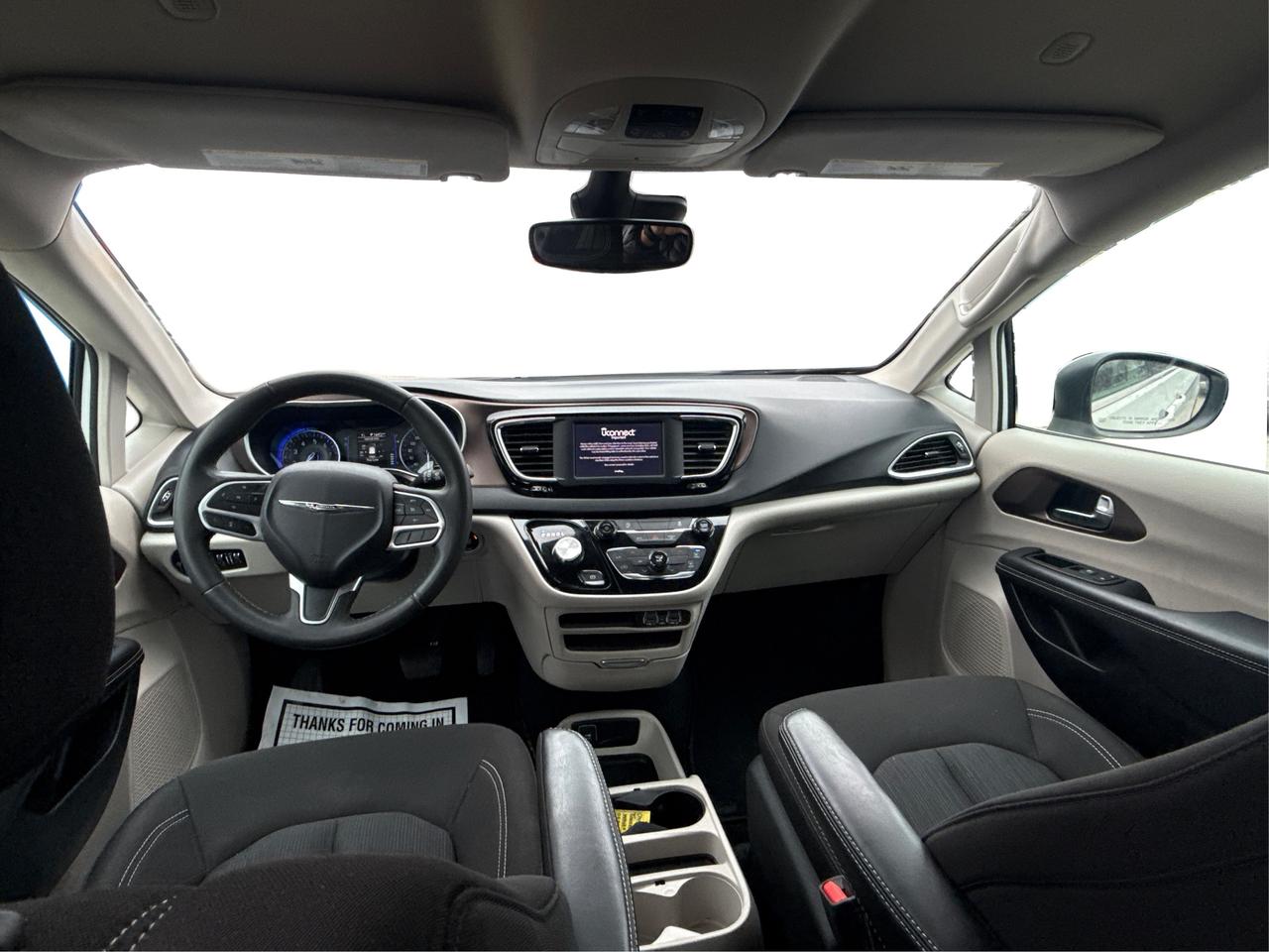 2023 Chrysler Grand Caravan SXT REMOTE START REAR CAM WE FINANCE ALL CREDIT Photo