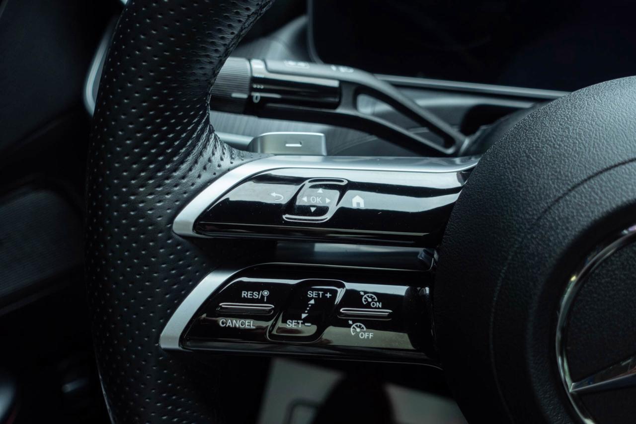 2023 Mercedes-Benz C-Class C300 4MATIC Sedan Photo