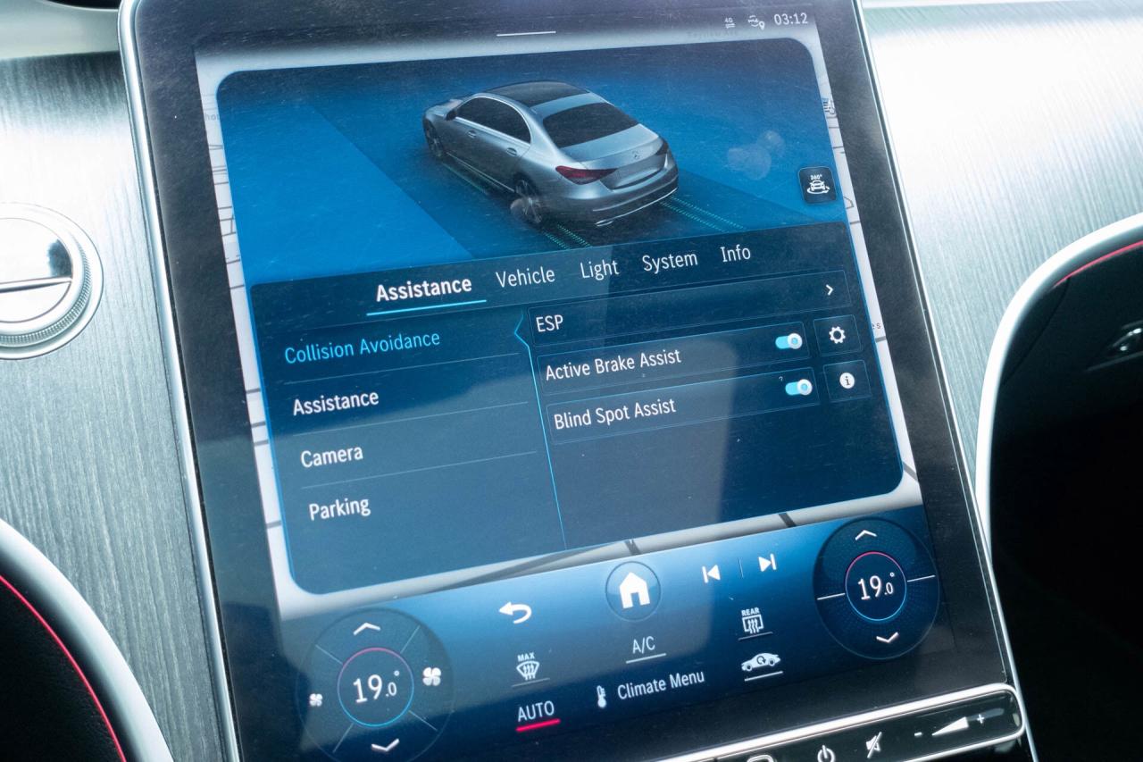 2023 Mercedes-Benz C-Class C300 4MATIC Sedan Photo