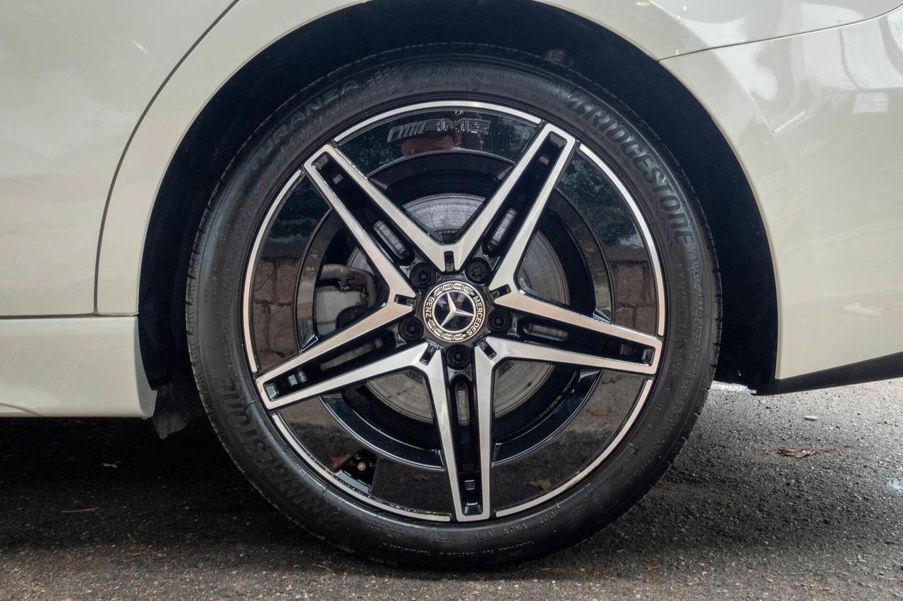 2023 Mercedes-Benz C-Class C300 4MATIC Sedan Photo