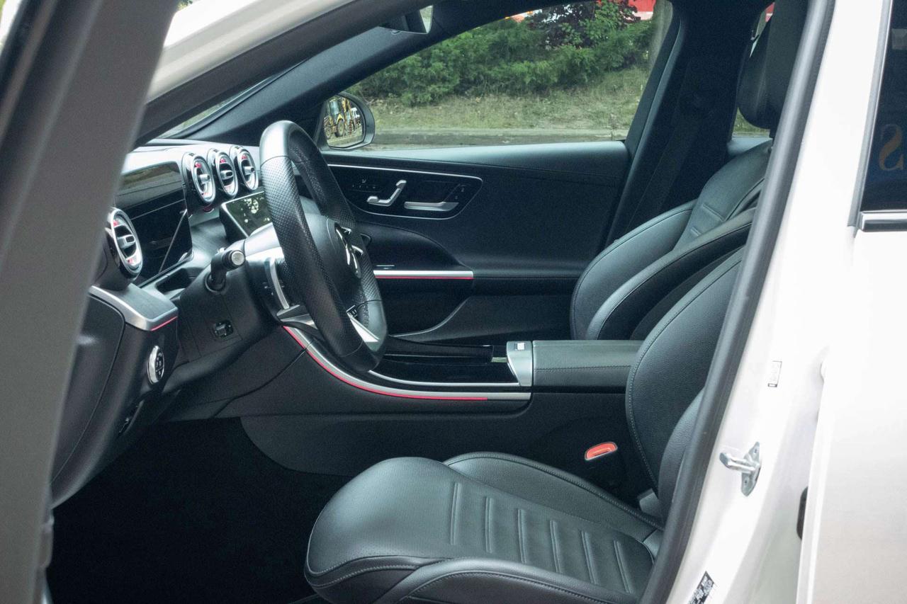 2023 Mercedes-Benz C-Class C300 4MATIC Sedan Photo