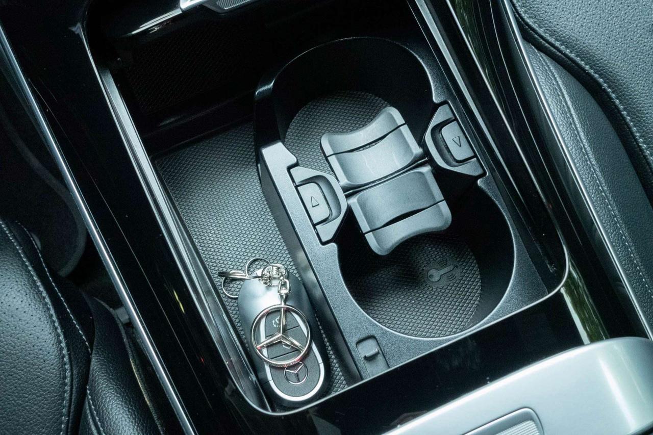 2023 Mercedes-Benz C-Class C300 4MATIC Sedan Photo