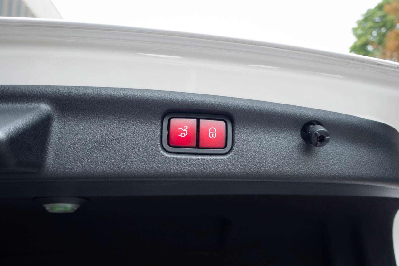 2023 Mercedes-Benz C-Class C300 4MATIC Sedan Photo