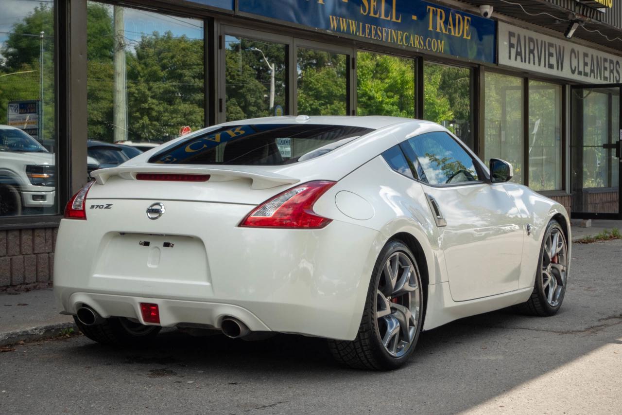 2017 Nissan 370Z 370Z Coupe Sport Touring Photo