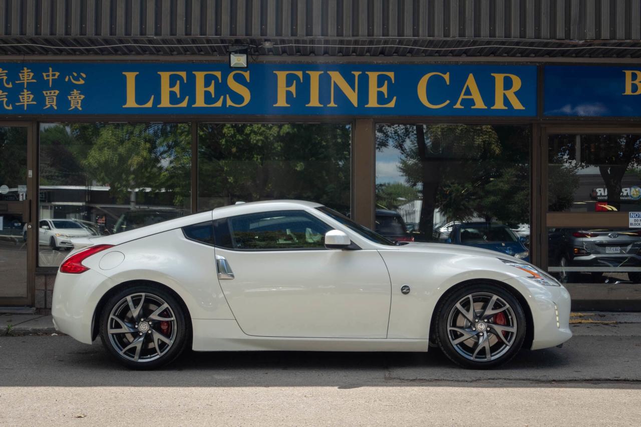 2017 Nissan 370Z 370Z Coupe Sport Touring Photo